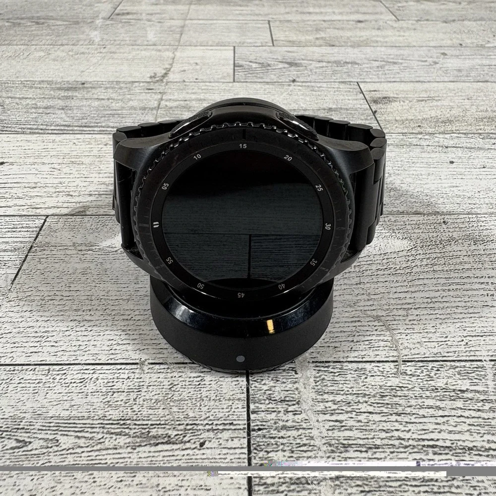 Samsung Gear S3 SM-R760 Black GPS 46MM For Parts Only Or Repair